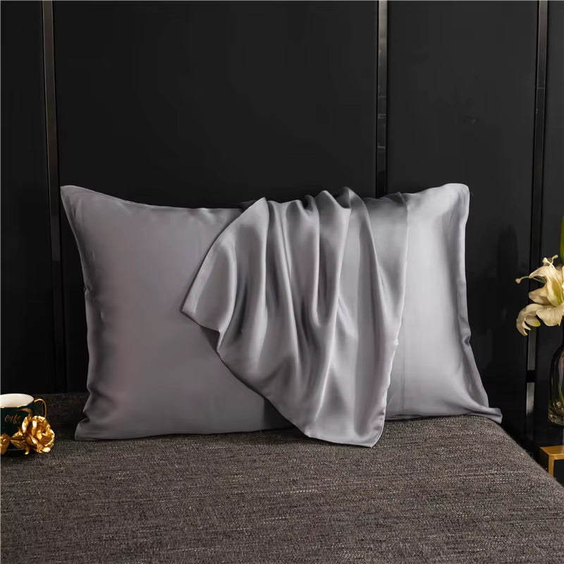 Veloura Silk silk pillowcase in Silver Grey